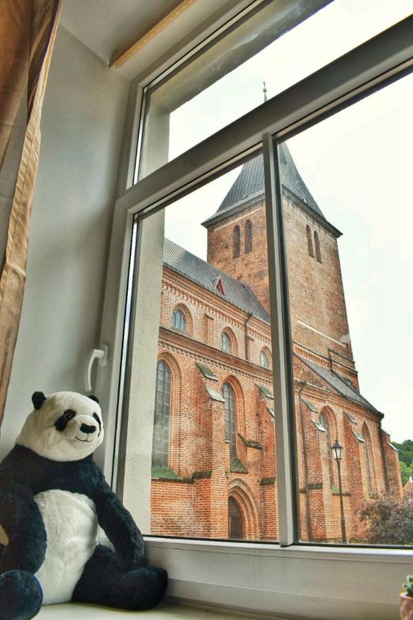 Panda House - Luxury In Old Town Apartment Tartu Exterior foto